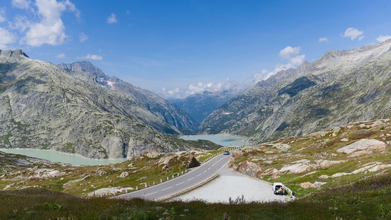 Best Swiss Mountain Passes